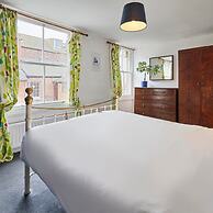 Host Stay Clarence Place