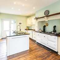 Host Stay Old Reading Room