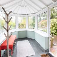 Host Stay Old Reading Room