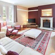 Host Stay Old Reading Room