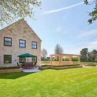 Host Stay Rose House