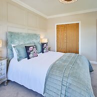 Host Stay Rose House