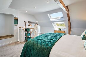 Host Stay Rose House