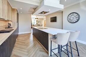 Host Stay Rose House