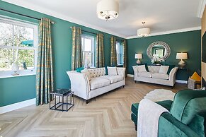 Host Stay Rose House