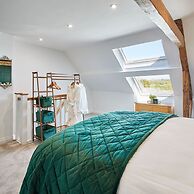 Host Stay Rose House