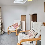 Host Stay Trefor Cottage