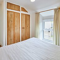 Host Stay Trefor Cottage