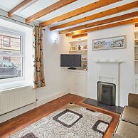 Host Stay Trefor Cottage