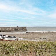 Host Stay Trefor Cottage