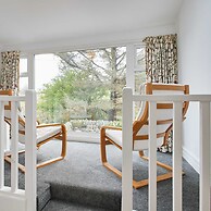 Host Stay Trefor Cottage