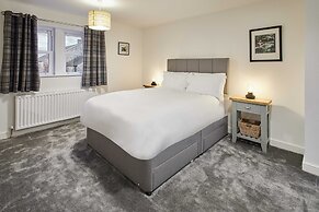 Host Stay Blayshaw House