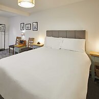 Host Stay Blayshaw House