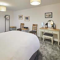 Host Stay Blayshaw House