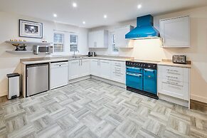 Host Stay Blayshaw House