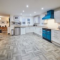 Host Stay Blayshaw House