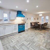 Host Stay Blayshaw House