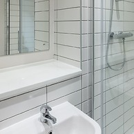 Host Stay Richmond Place 102