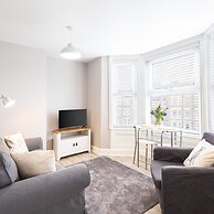 Host Stay Castle Reach