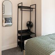 Host Stay The Pilgrim House