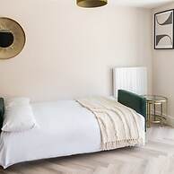 Host Stay The Pilgrim House