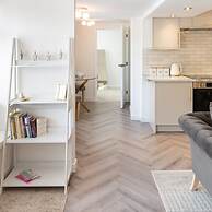 Host Stay Eccles Hideaway