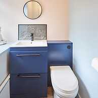 Host Stay Oliver s Den