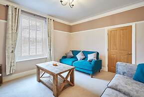 Host Stay Oliver s Den