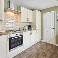 Host Stay Oliver s Den