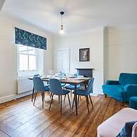 Host Stay Oliver s Den