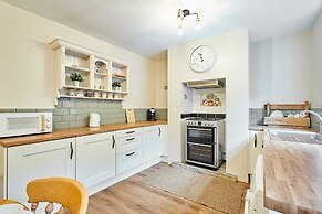 Host Stay Sage Cottage