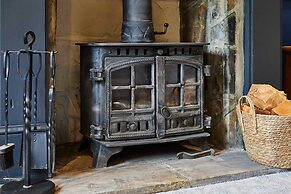 Host Stay Sage Cottage