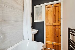 Host Stay Sage Cottage