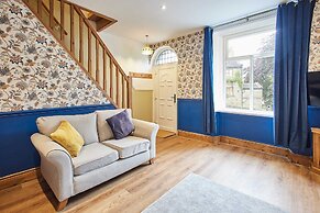 Host Stay Sage Cottage