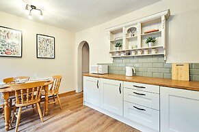 Host Stay Sage Cottage