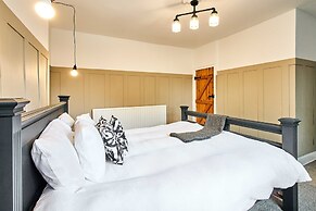 Host Stay Sage Cottage