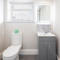 Host Stay Clifton Studio 2