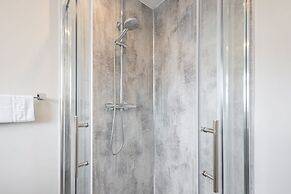 Host Stay Clifton Studio 2