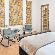 Host Stay Urban Nest
