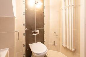 Host Stay Bowscale Suite