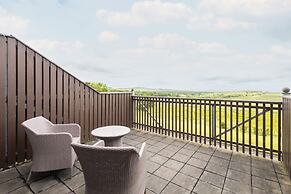 Host Stay Bowscale Suite