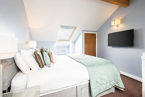 Host Stay Bowscale Suite