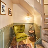 Host Stay Joey s Cottage