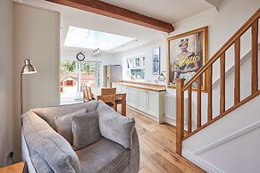 Host Stay Bankside Cottage