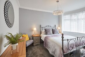 Host Stay Bankside Cottage