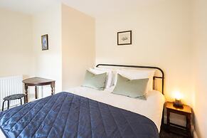 Host Stay Moorland Cottage