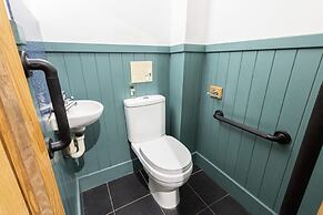 Host Stay Crackin View