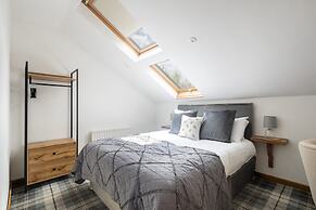 Host Stay Crackin View