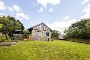 Host Stay Crackin View