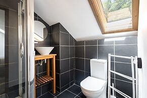 Host Stay Crackin View